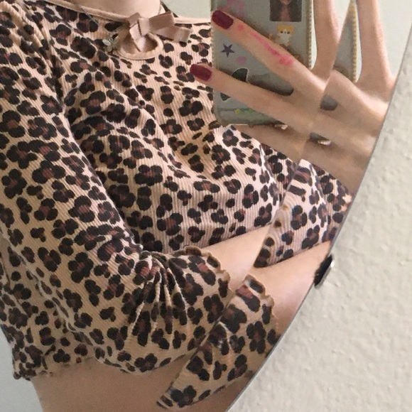 Cropped cheeta shirt - Picture 2 of 3